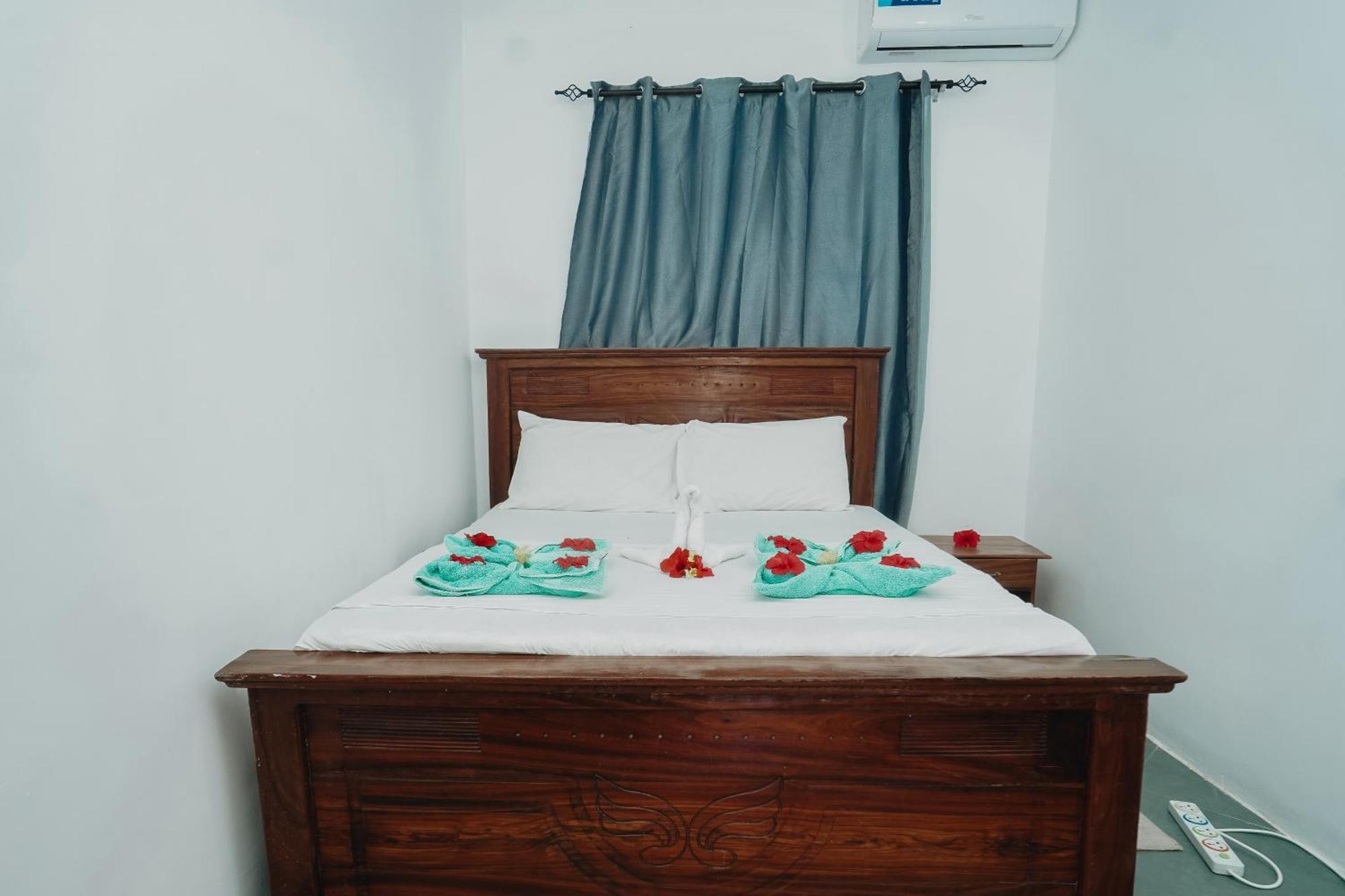 Tamu House Paje Beach エクステリア 写真