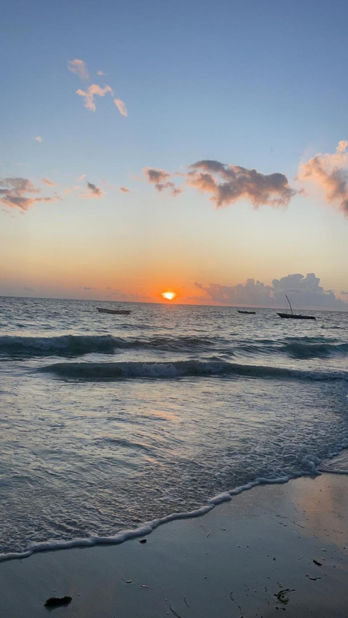 Tamu House Paje Beach エクステリア 写真